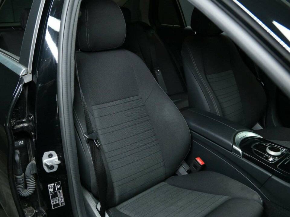 Bild 28/49 von Mercedes-Benz C 220 d 4MATIC (2021)