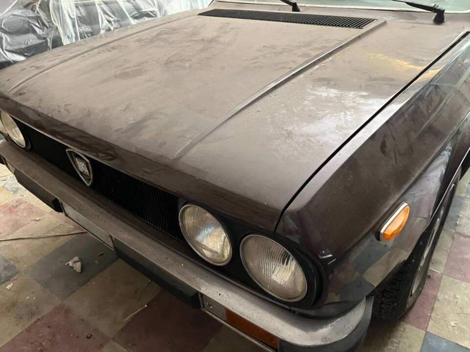 Bild 10/44 von Lancia Beta Coupe 1300 (1978)