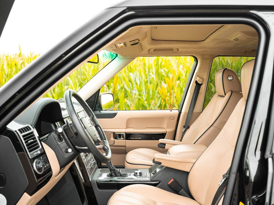 Imagen 26/67 de Land Rover Range Rover V8 Supercharged (2012)