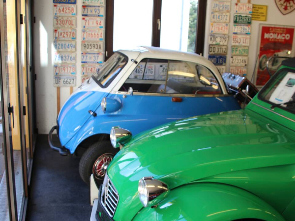 Image 8/35 de Citroën 2 CV 6 (1987)