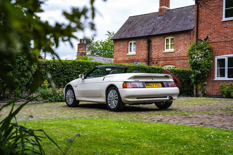 Bild 23/50 von Lotus Elan (1991)