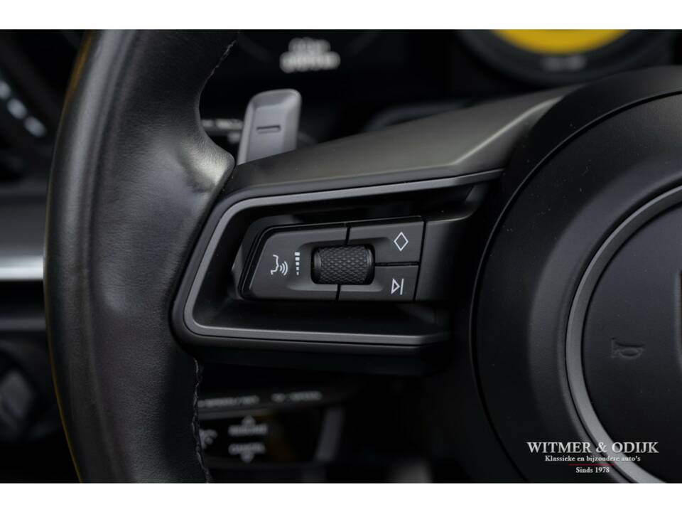 Afbeelding 31/49 van Porsche 911 Carrera 4S (2019)