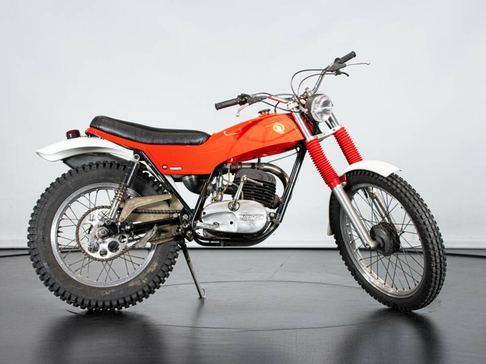 Immagine 5/50 di Montesa Cota 247 (1976)