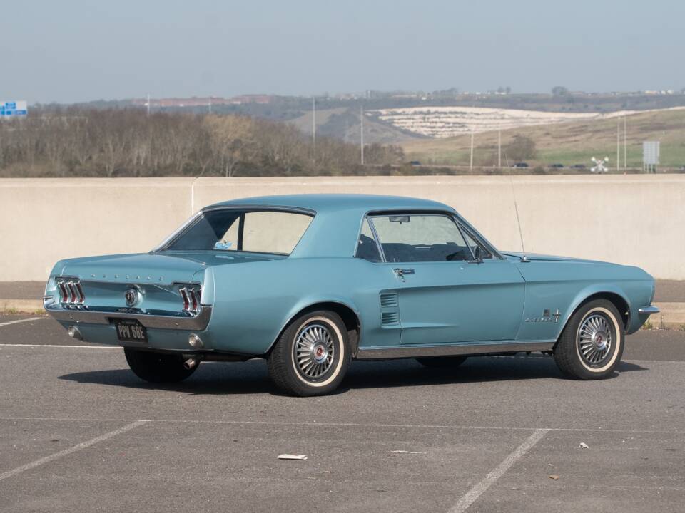 Image 43/50 of Ford Mustang 200 (1967)