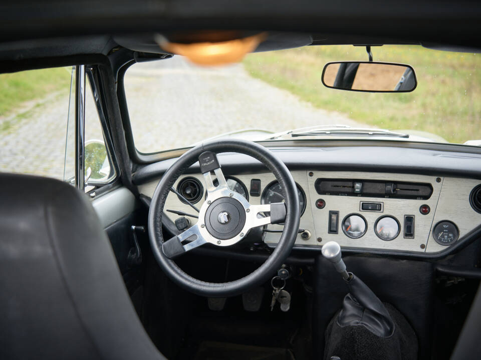 Image 9/15 of Triumph GT 6 Mk II (1969)