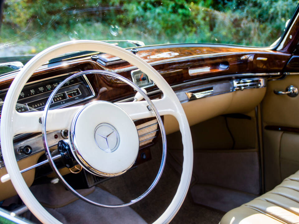 Bild 7/19 von Mercedes-Benz 220 SE Cabriolet (1960)