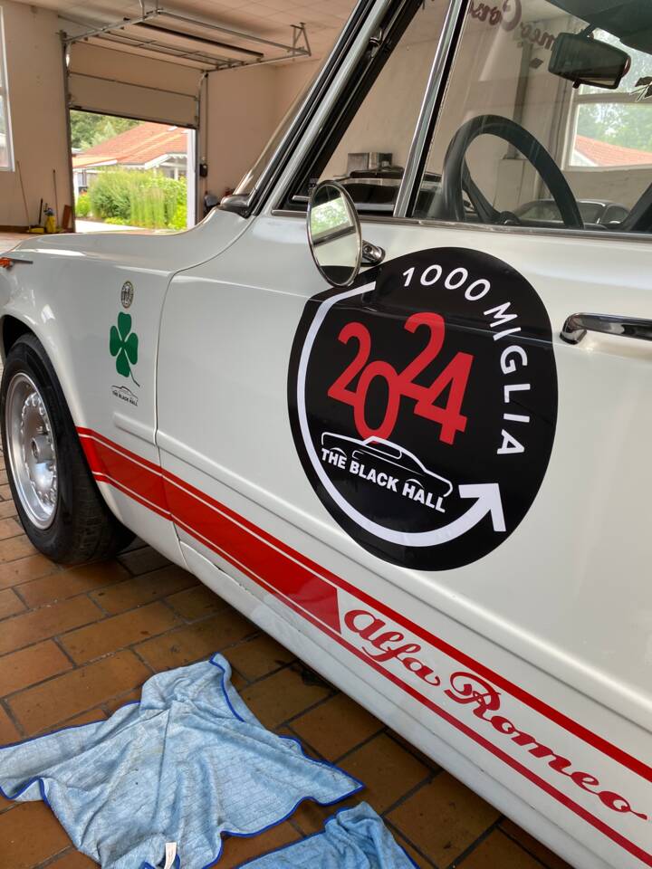 Bild 5/16 von Alfa Romeo Giulia 1600 Super Biscione (1971)