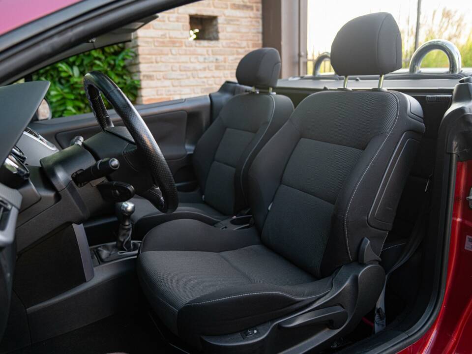 Image 31/50 of Peugeot 207 CC 1.6 VTi (2008)