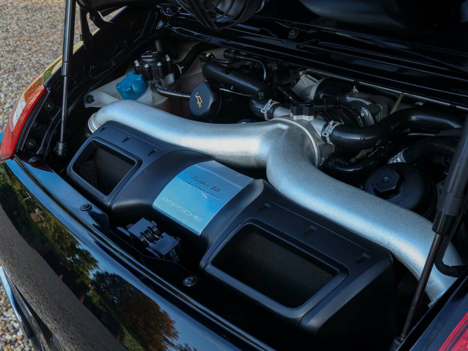 Bild 23/50 von Porsche 911 Turbo (2010)