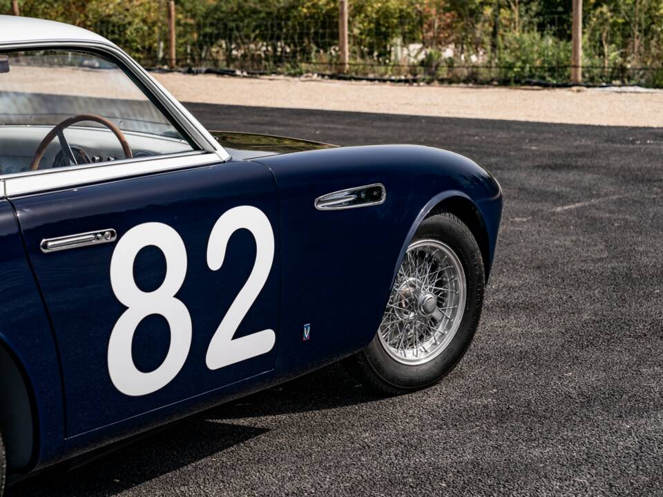 Image 48/61 of Ferrari 225 S (1952)