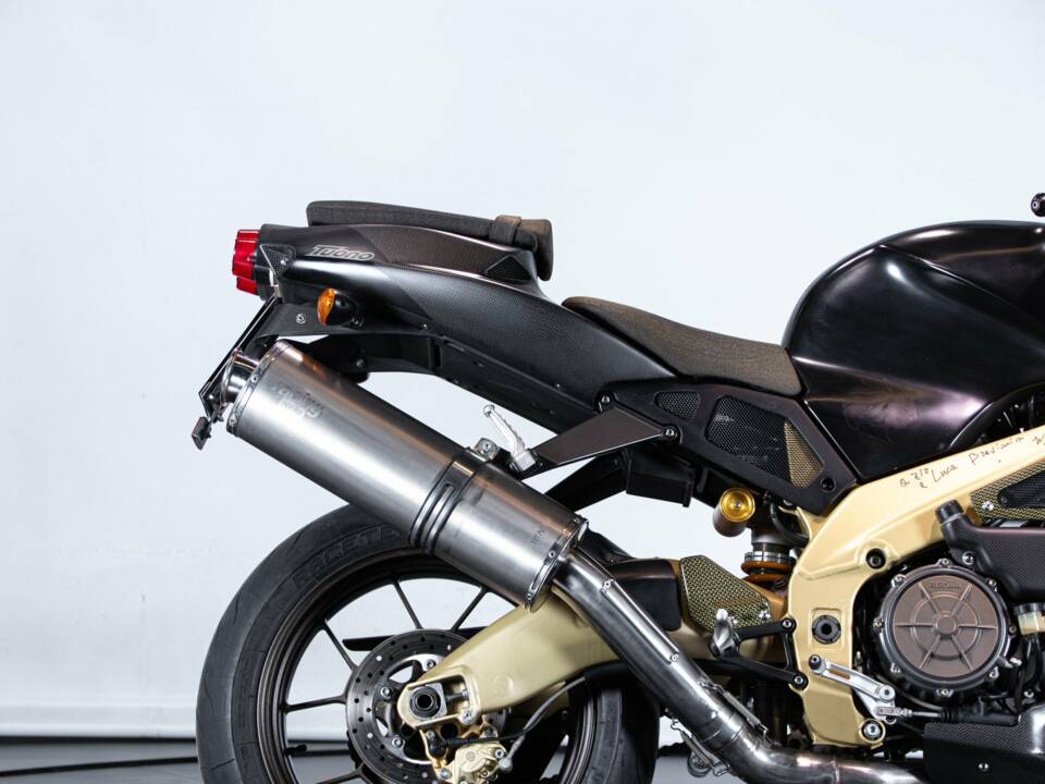 Bild 23/50 von Aprilia DUMMY (2002)
