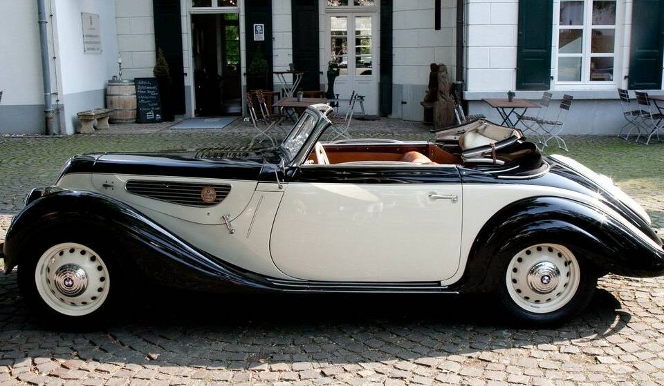 Image 1/6 of BMW 327 (1941)