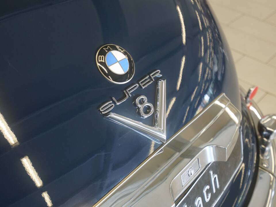 Image 13/33 of BMW 3200 S (1961)