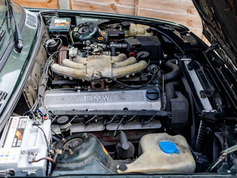 Bild 5/47 von BMW 320i (1990)