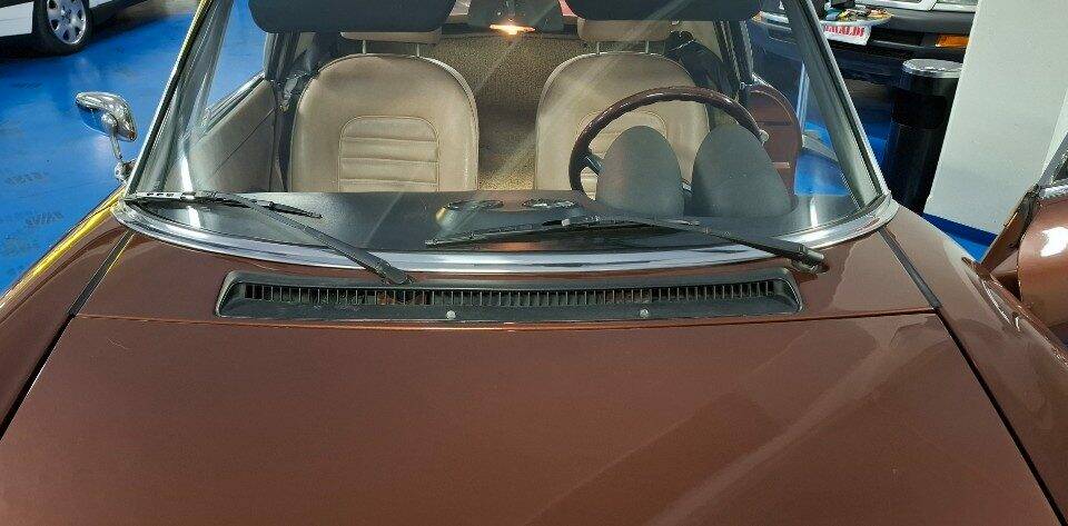 Image 44/45 of Alfa Romeo Spider Veloce 2000 (1981)