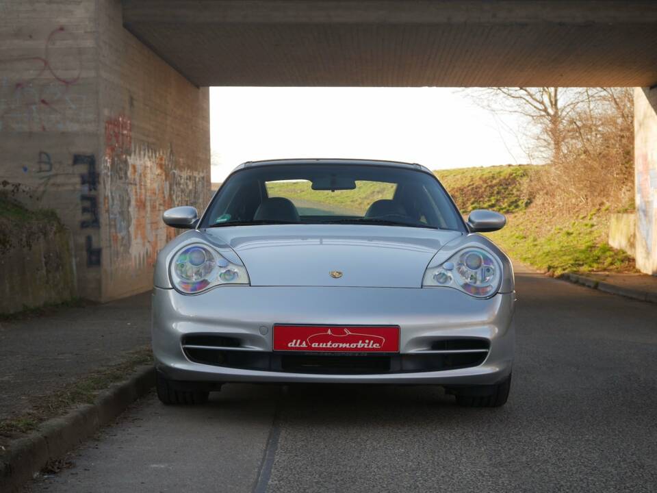 Image 27/31 of Porsche 911 Carrera (2002)