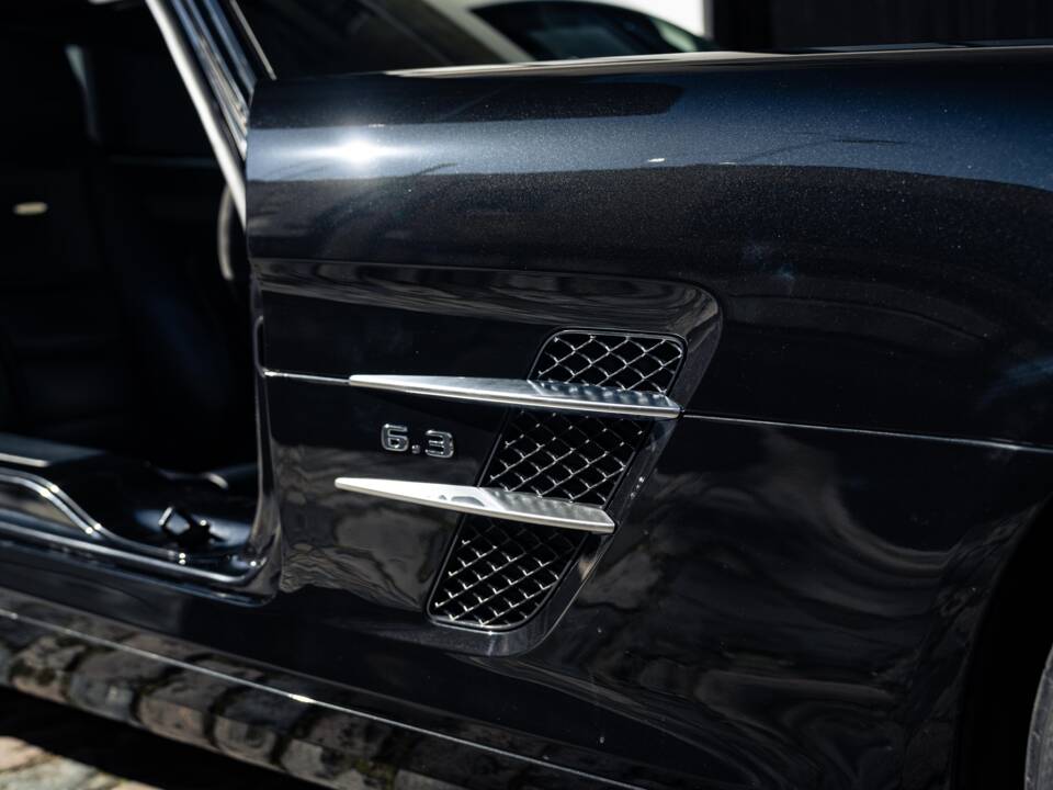 Bild 29/38 von Mercedes-Benz SLS AMG (2011)