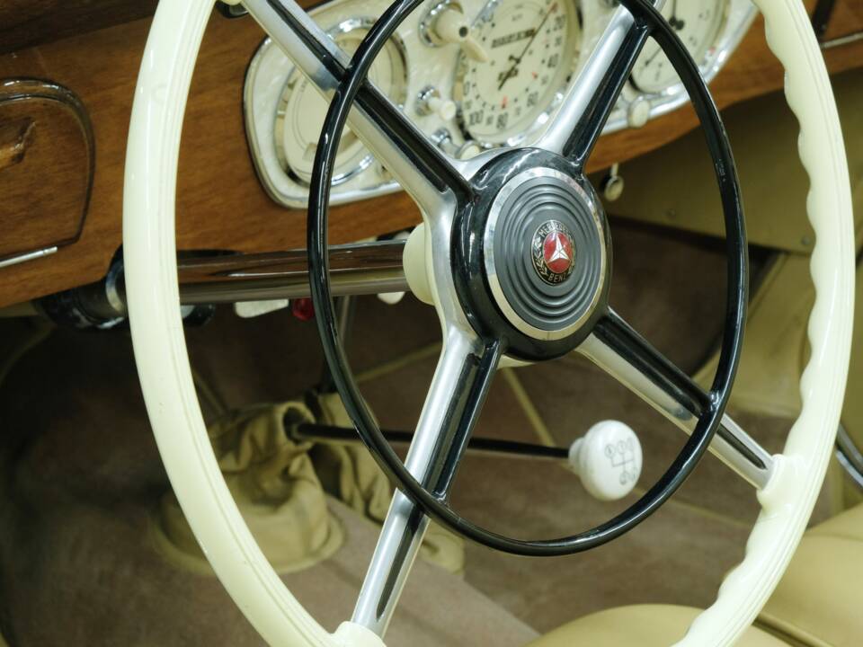 Bild 30/50 von Mercedes-Benz 320n Cabriolet A (1938)
