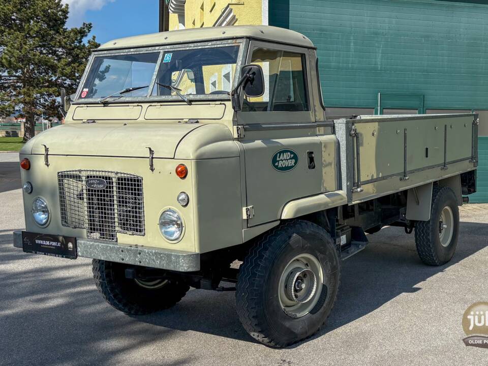 Image 3/10 of Land Rover Forward Control (1968)