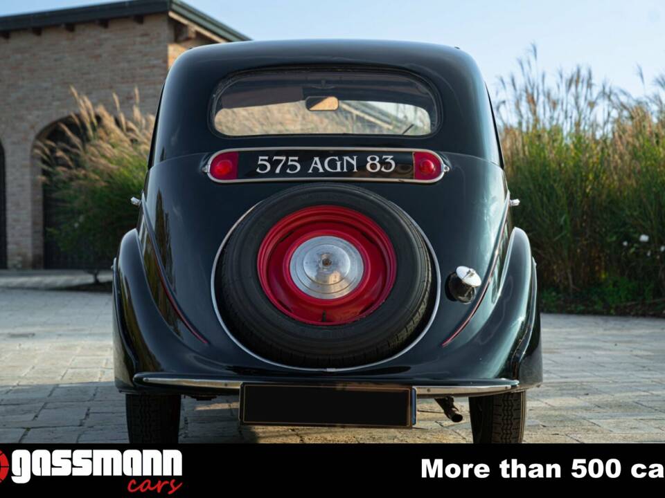 Image 10/15 of Peugeot 203 (1949)