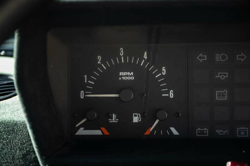 Image 18/31 of Land Rover Range Rover Classic CSK (1991)