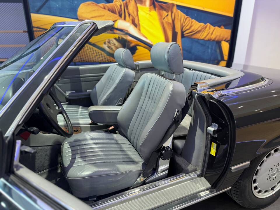 Bild 7/8 von Mercedes-Benz 300 SL (1986)