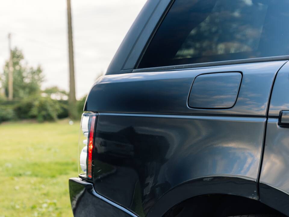 Image 10/47 de Land Rover Range Rover Vogue TDV8 (2009)
