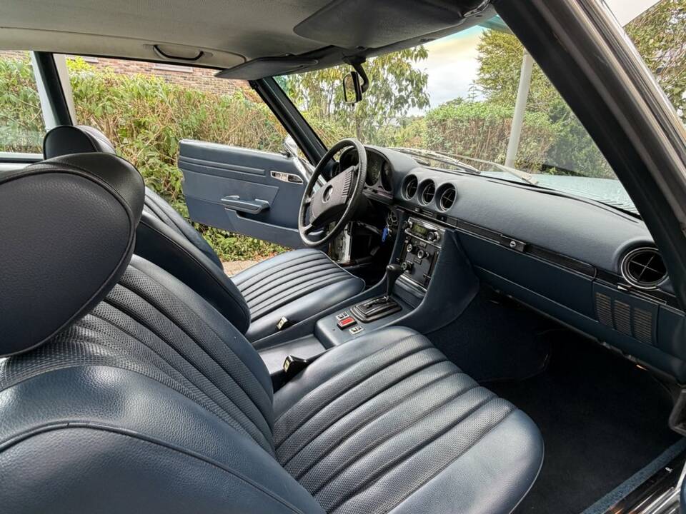 Image 2/8 of Mercedes-Benz 450 SL (1974)