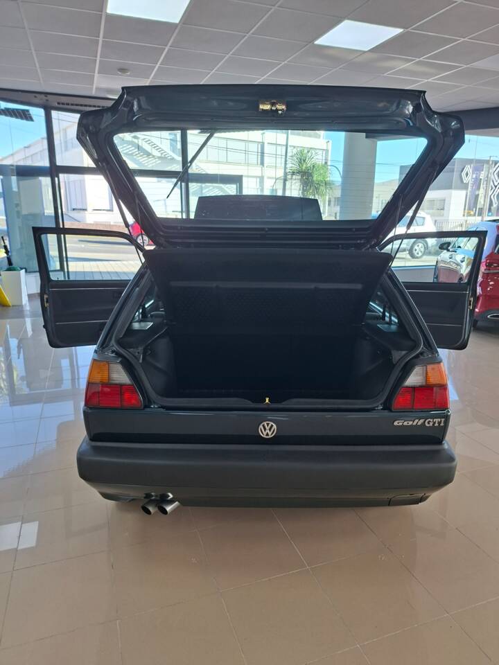Image 9/21 of Volkswagen Golf Mk II GTi 1.8 (1990)