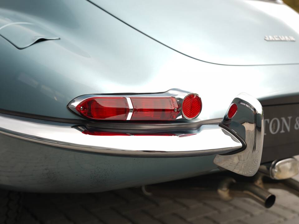 Image 47/50 de Jaguar Type E 3.8 (1962)