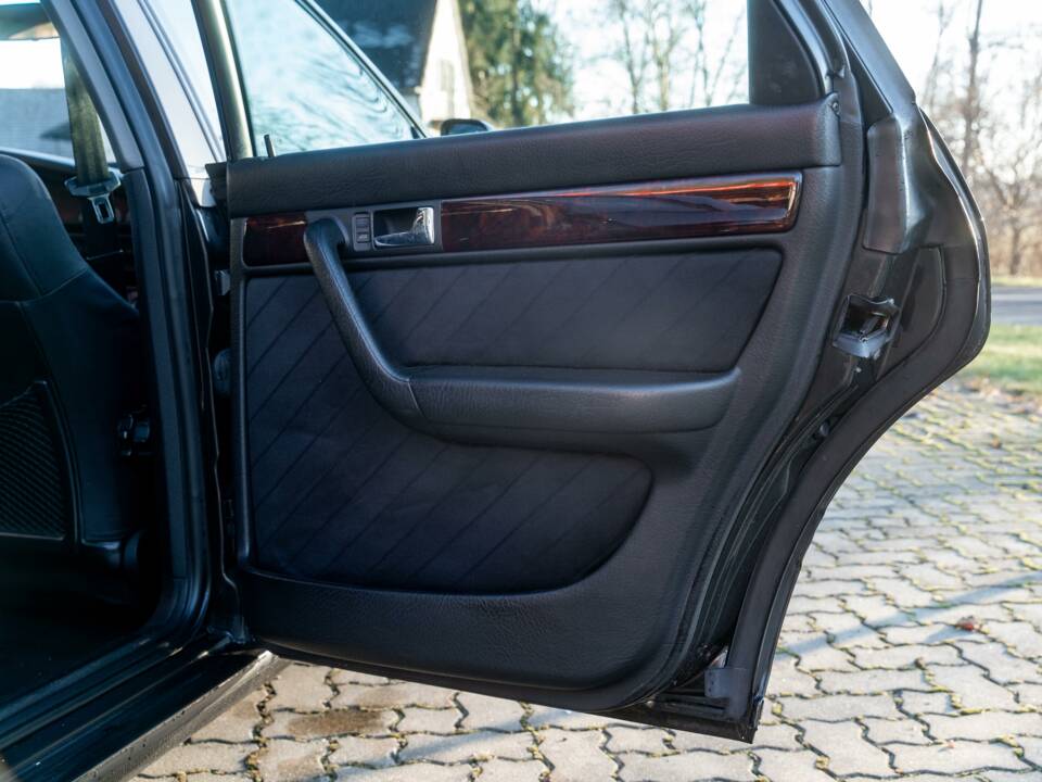 Afbeelding 53/73 van Audi 100 S4 Quattro (1993)