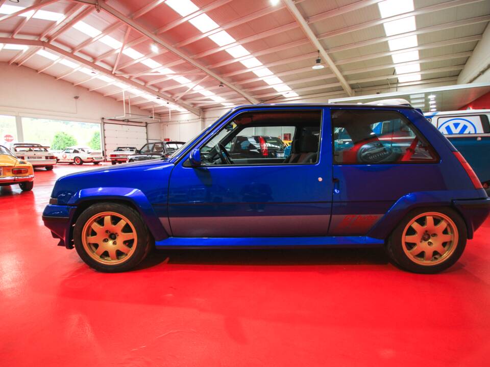 Bild 4/16 von Renault R 5 GT Turbo (1988)