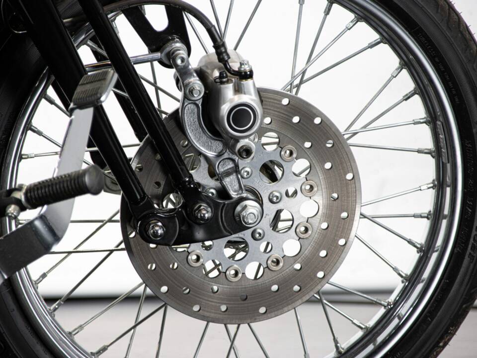 Immagine 26/50 di Harley-Davidson Bad Boy Softail (1996)