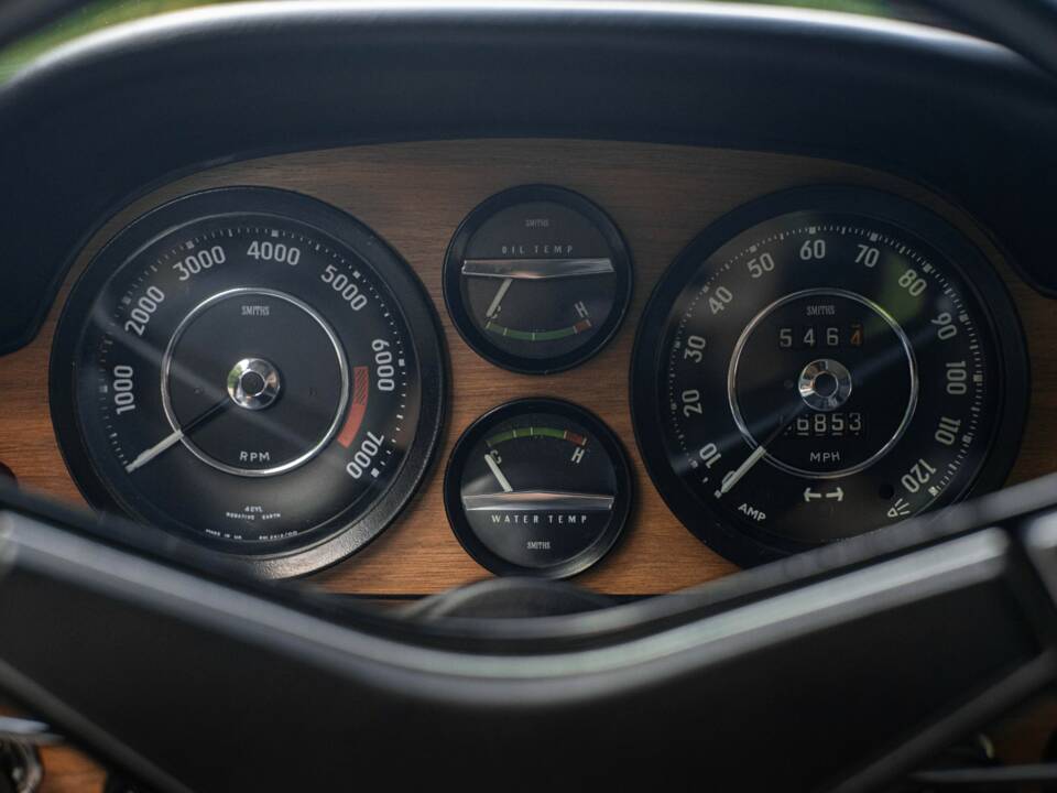 Image 12/23 of Volvo 1800 E (1971)
