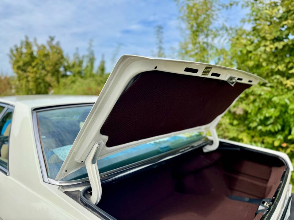 Immagine 29/33 di Lancia Gamma Coupe 2000 (1978)