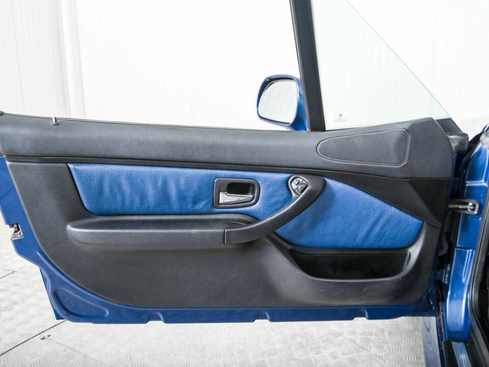 Bild 34/50 von BMW Z3 1.9i (2000)