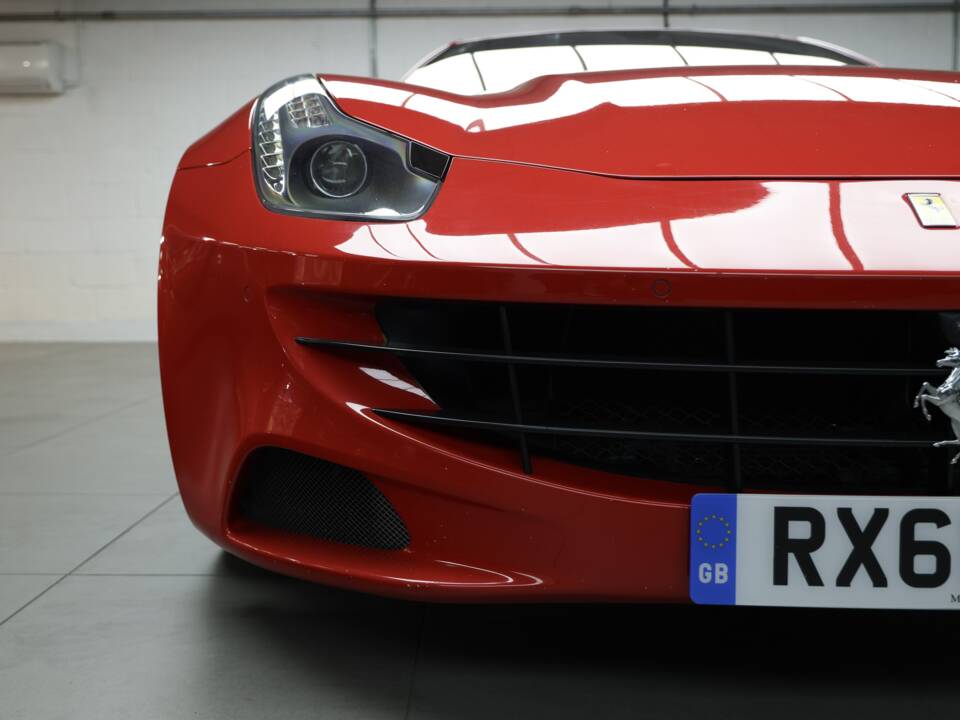 Immagine 39/50 di Ferrari FF (2011)