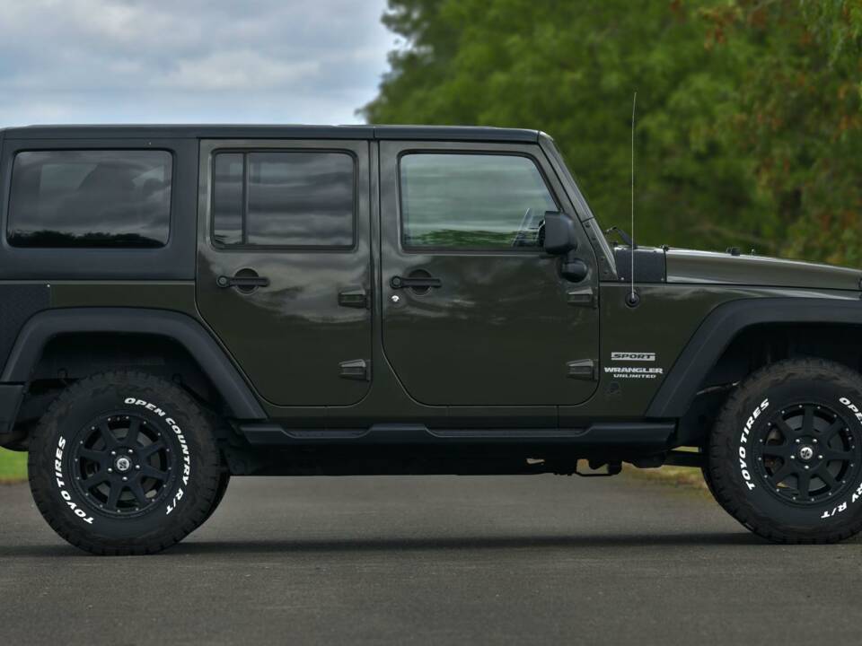 Bild 11/50 von Jeep Wrangler 2.8 CRD (2015)