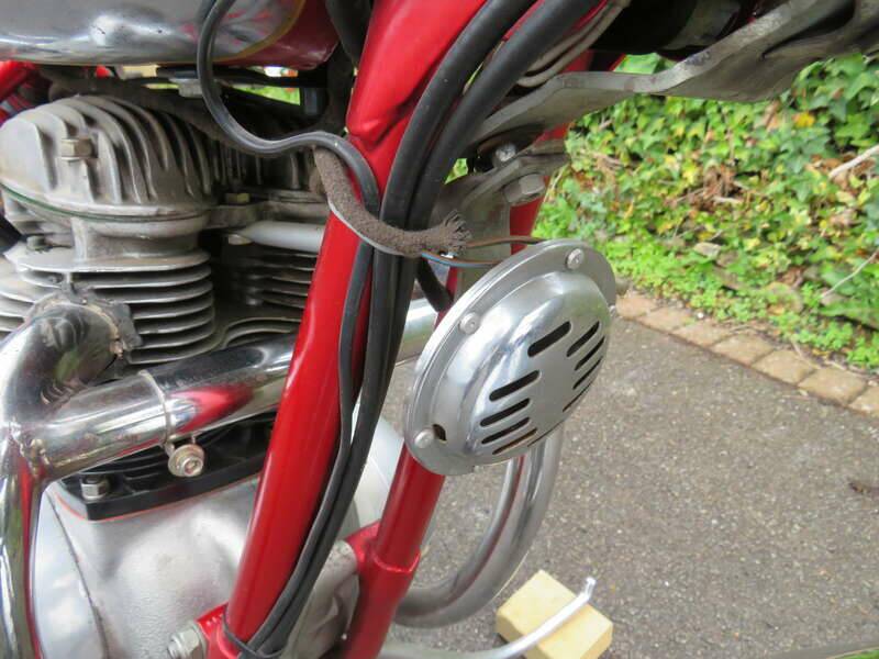 Imagen 25/45 de BSA A 65 Thunderbolt (1969)