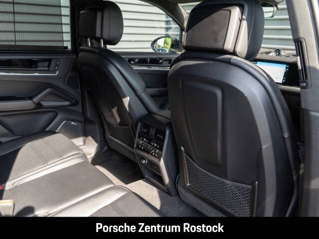 Imagen 14/34 de Porsche Cayenne Turbo S E-Hybrid (2023)