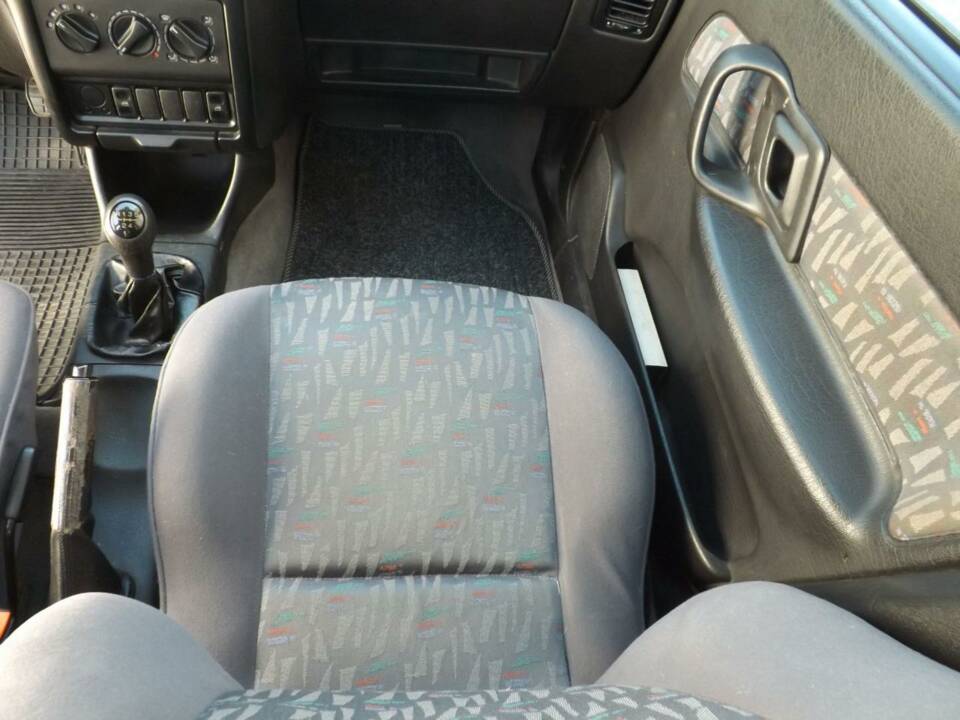 Afbeelding 22/50 van SEAT Cordoba 1.6i (1994)