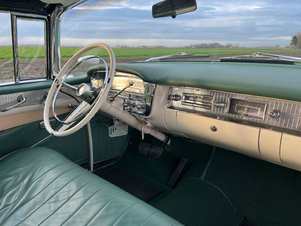 Image 61/83 of Cadillac 62 Convertible (1956)