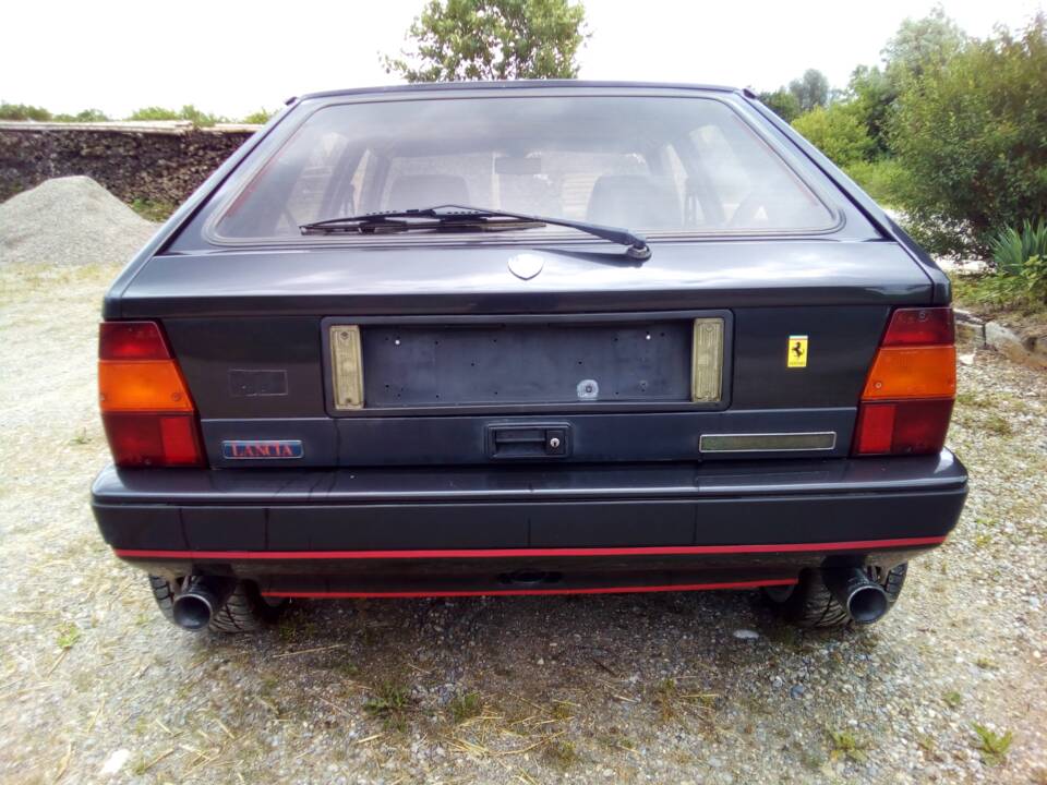 Bild 4/10 von Lancia Delta HF Integrale (1989)