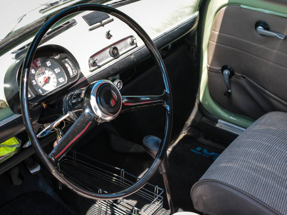 Image 10/22 of SEAT 600 E (1971)