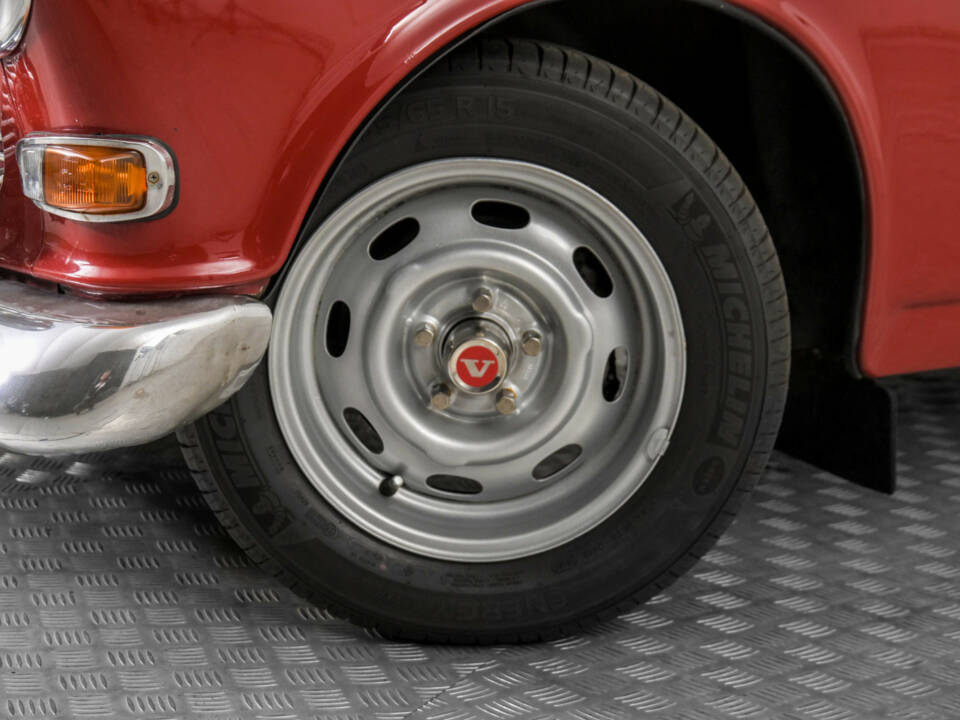 Image 4/50 of Volvo 1800 S (1965)