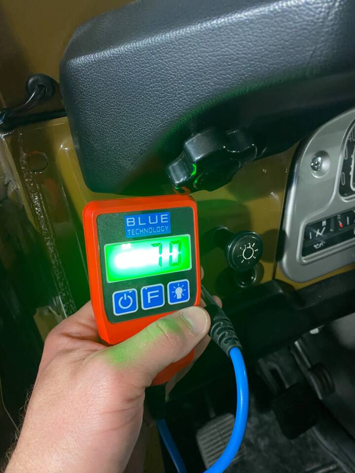 Bild 33/67 von Toyota Land Cruiser BJ 42 (1981)