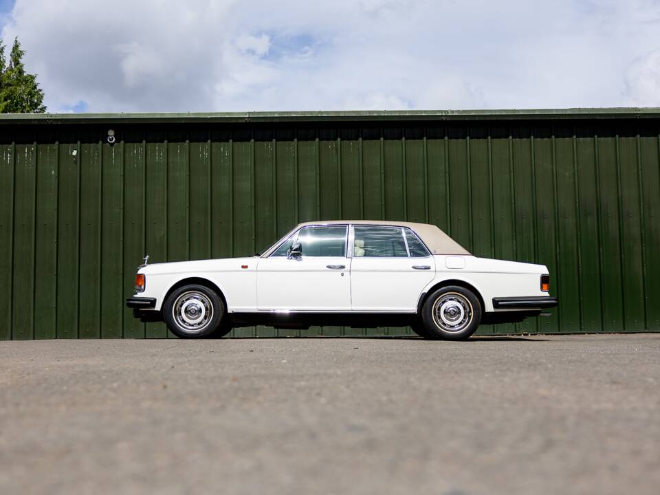 Immagine 13/50 di Rolls-Royce Silver Spirit (1981)