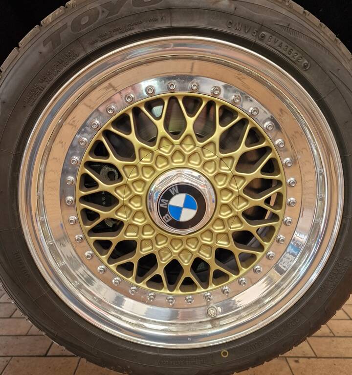 Image 27/70 of BMW M3 (1990)
