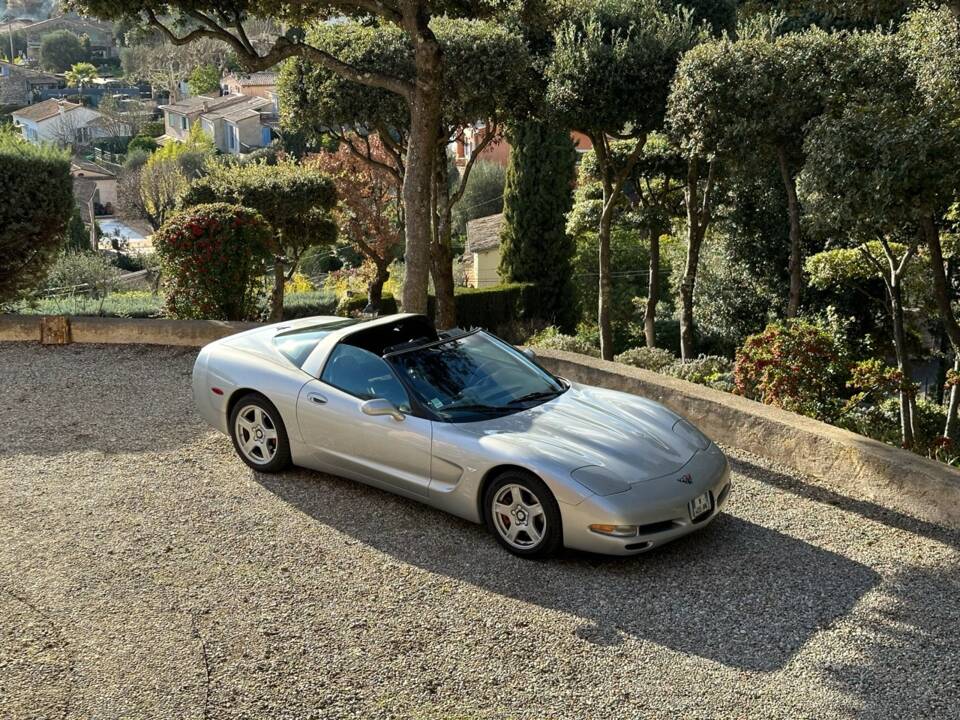 Image 24/191 of Chevrolet Corvette (1999)
