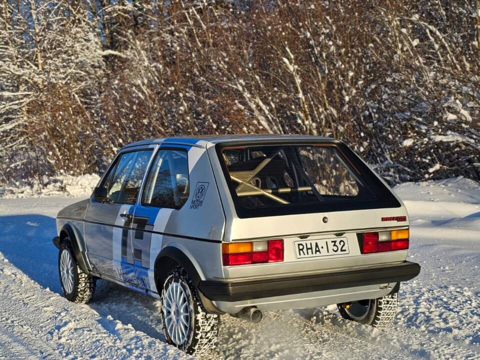 Bild 5/50 von Volkswagen Golf I GTI 1.6 (1980)